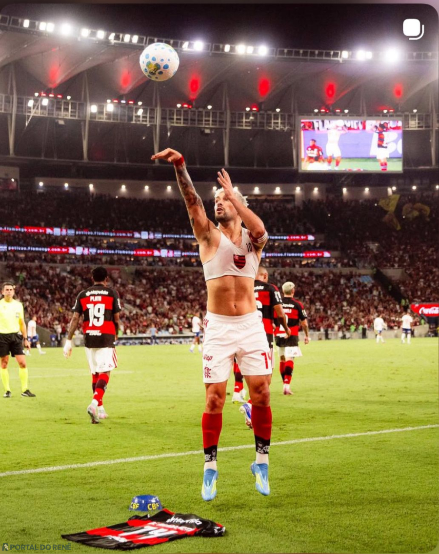 Flamengo presta homenagem a Oscar, e gesto de Arrascaeta emociona torcida