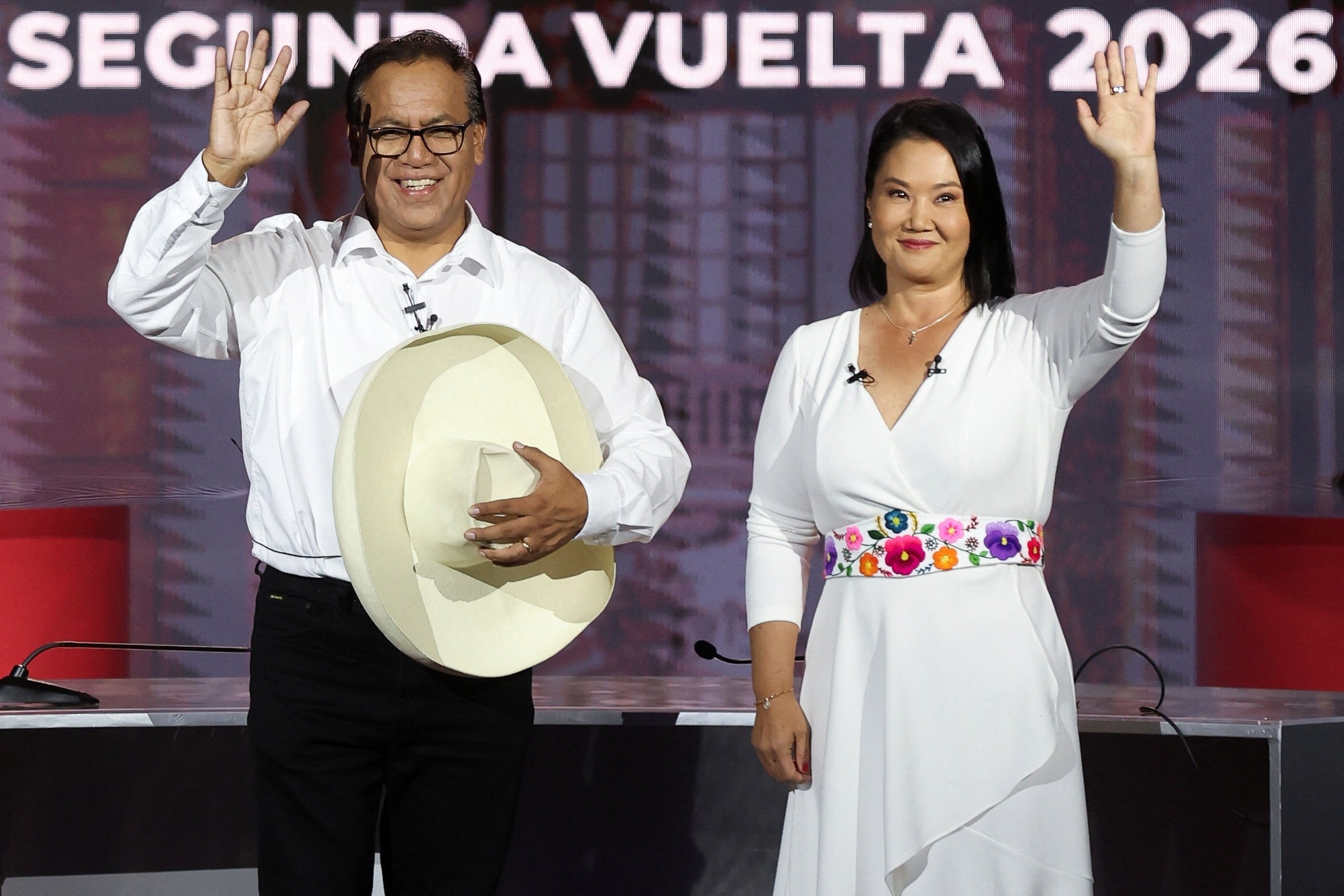 Eleições no Peru: diferença entre Sanchez e Fujimori segue menor que 1 ponto percentual